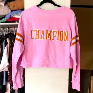 Champion purplish pink cropped crew neck top L